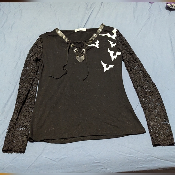 Bats long sleeve - Picture 1 of 2